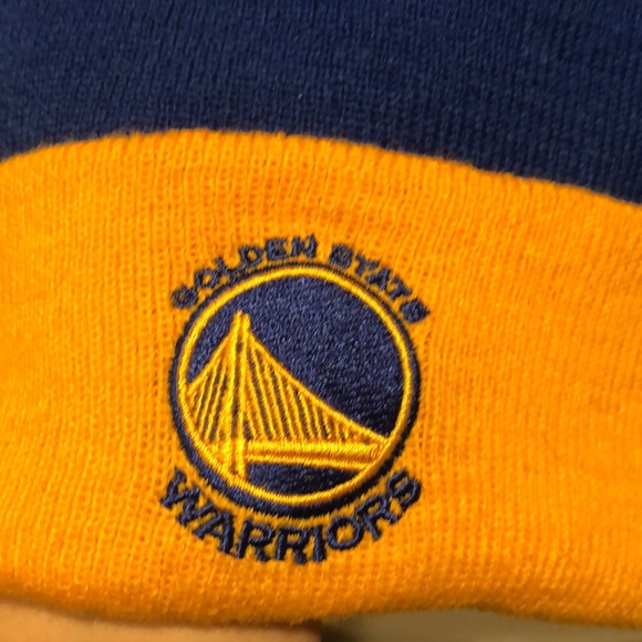 NBA Golden State Warriors Pom Pom Beanie - Picture 2 of 6